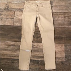 Women’s khaki pants